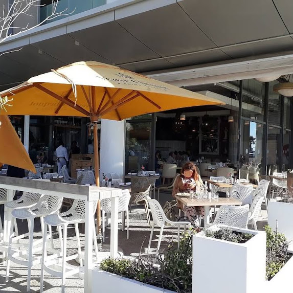 Food and Dining Mouille Point
