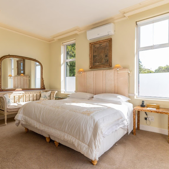 Bedroom Cleaning Services Lakeside